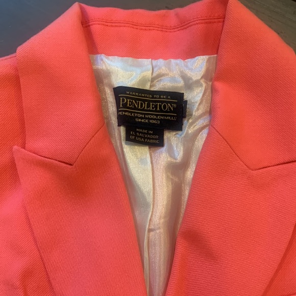 Pendleton blazer - Picture 2 of 5